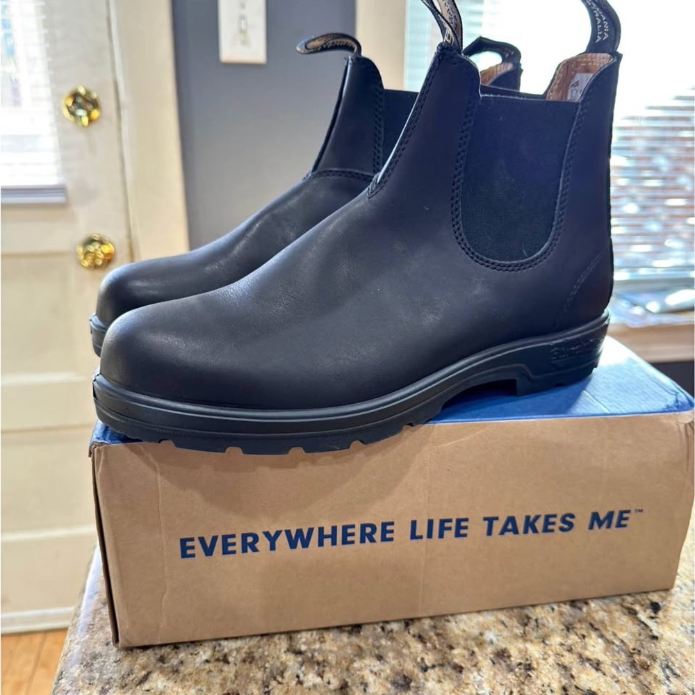 Blundstone Men's Dark Leather Chelsea Boots